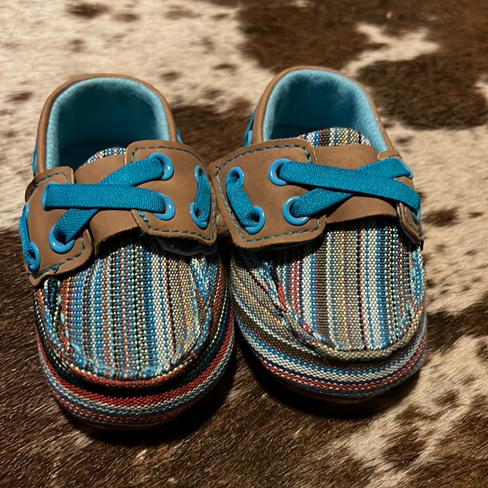 NEW Blazin roxx infant Mocs